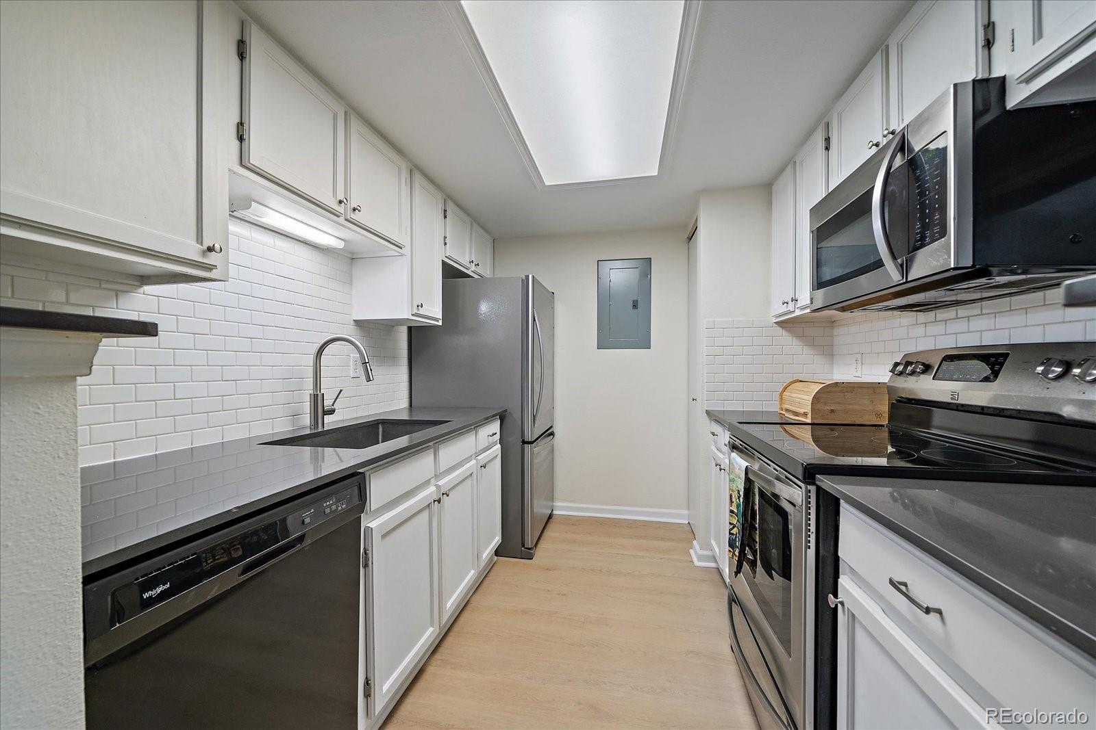 8335 Fairmount Drive Denver CO 80247