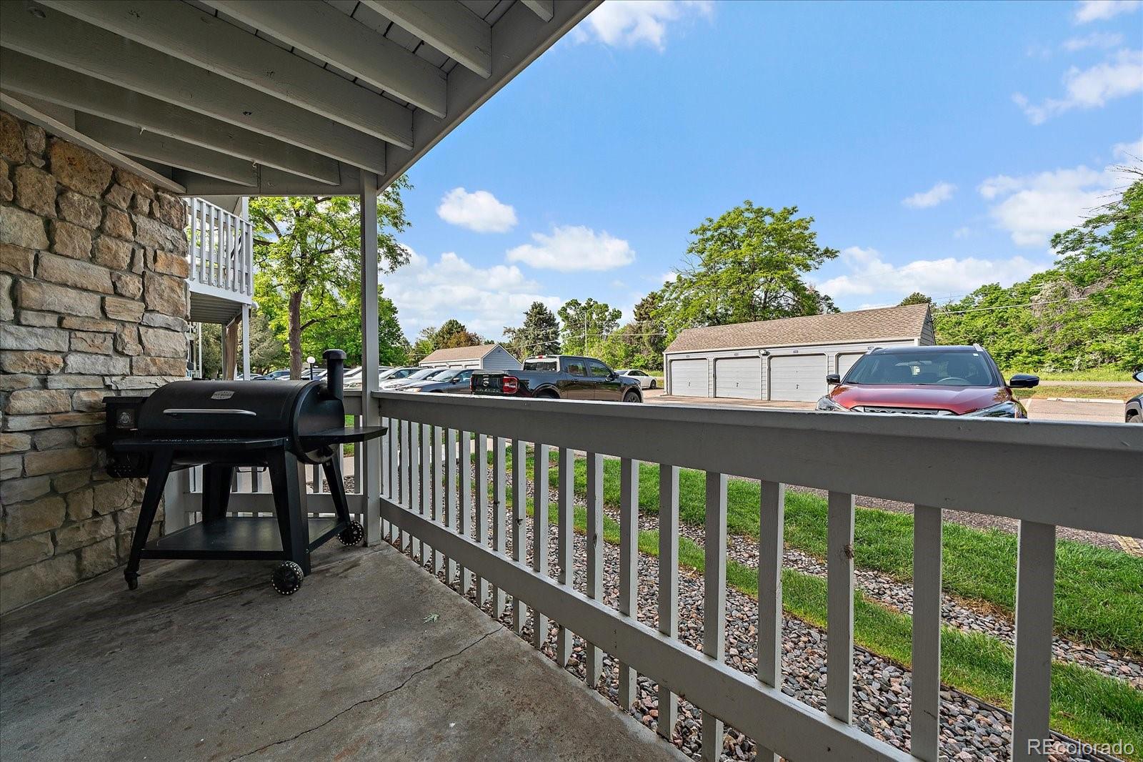 8335 Fairmount Drive Denver CO 80247