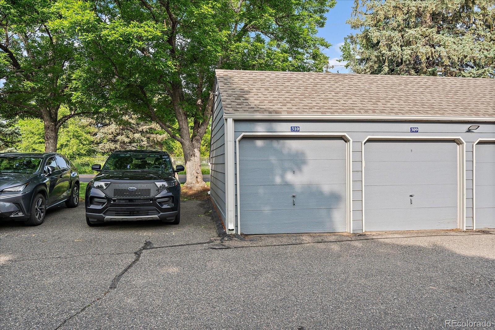 8335 Fairmount Drive Denver CO 80247