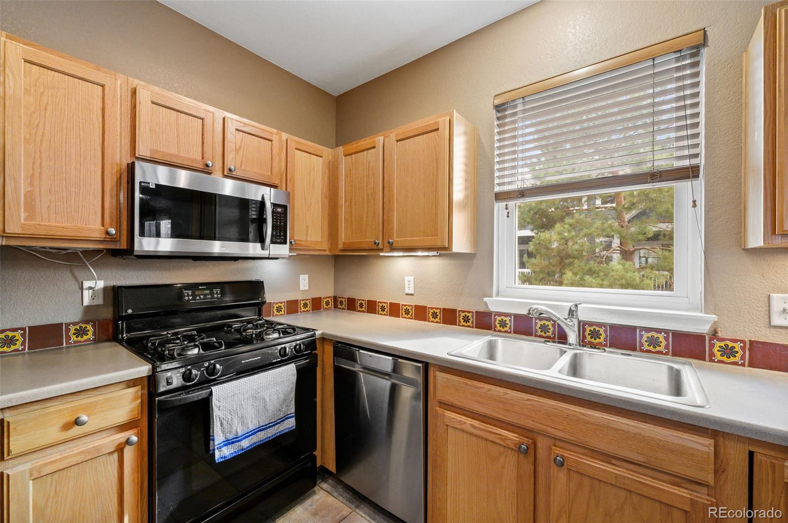 2237 Watersong Circle Longmont CO 80504