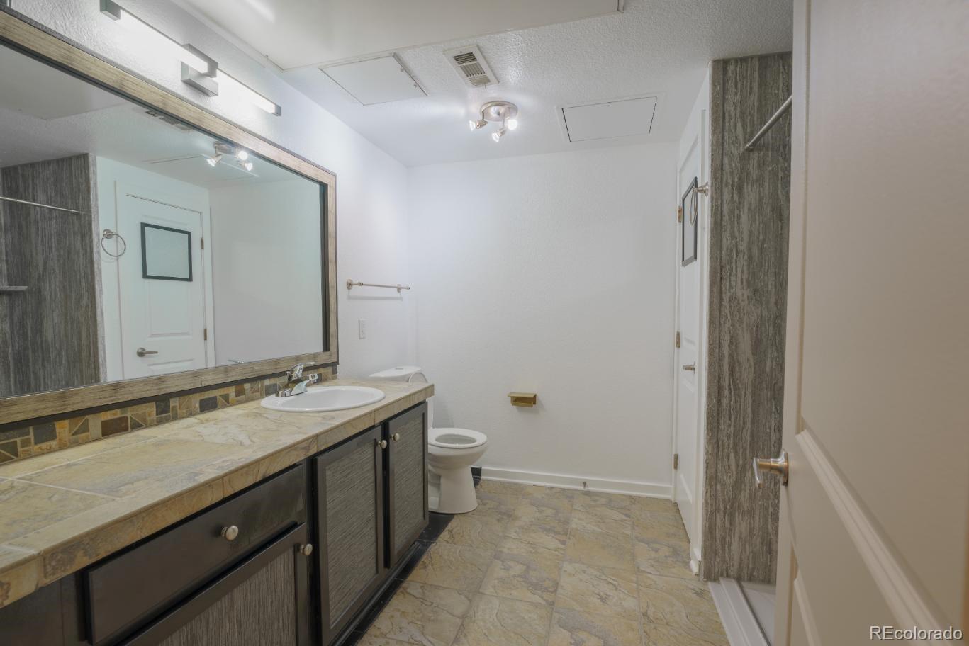7240 W Custer Avenue Lakewood CO 80226