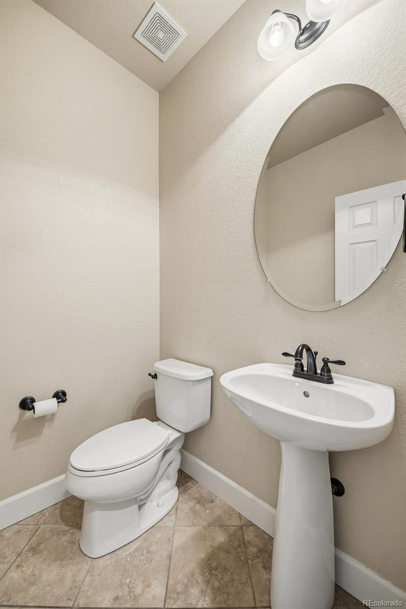 9763 W Hinsdale Lane Littleton CO 80128