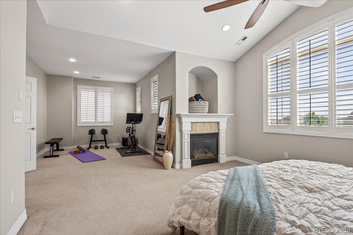 10140 Bluffmont Lane Lone Tree CO 80124