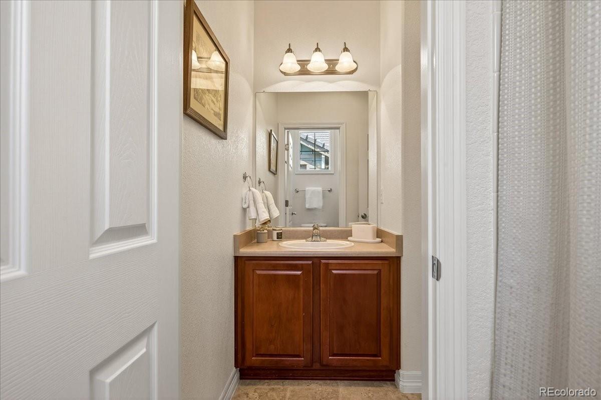 10140 Bluffmont Lane Lone Tree CO 80124
