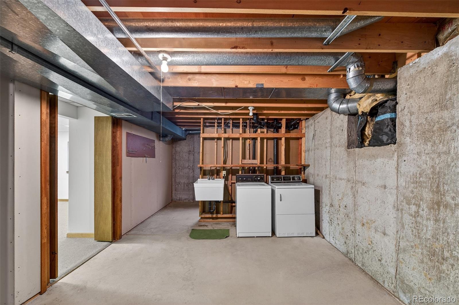 8672 E Amherst Drive Denver CO 80231