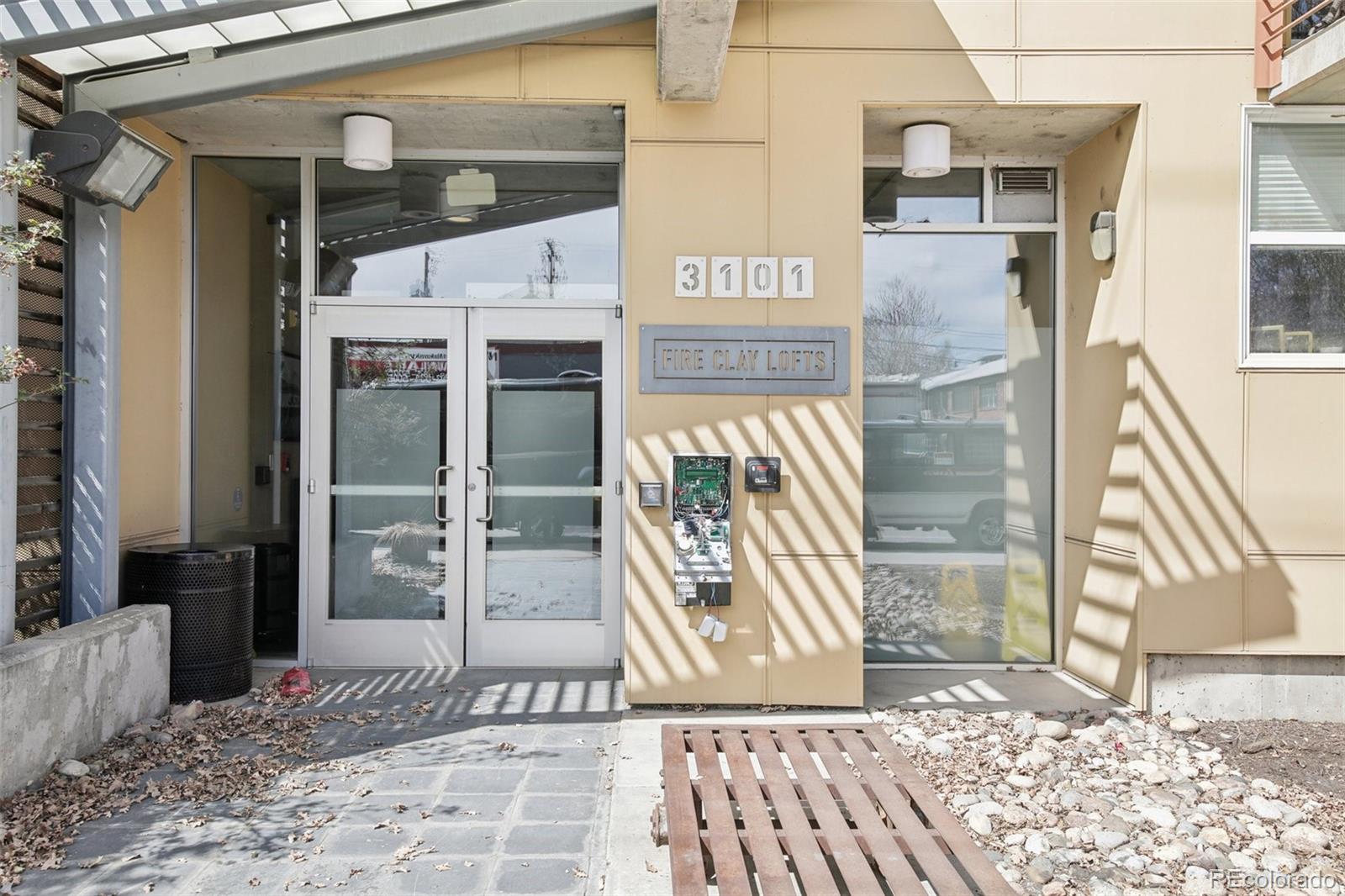 3101 Blake Street Denver CO 80205