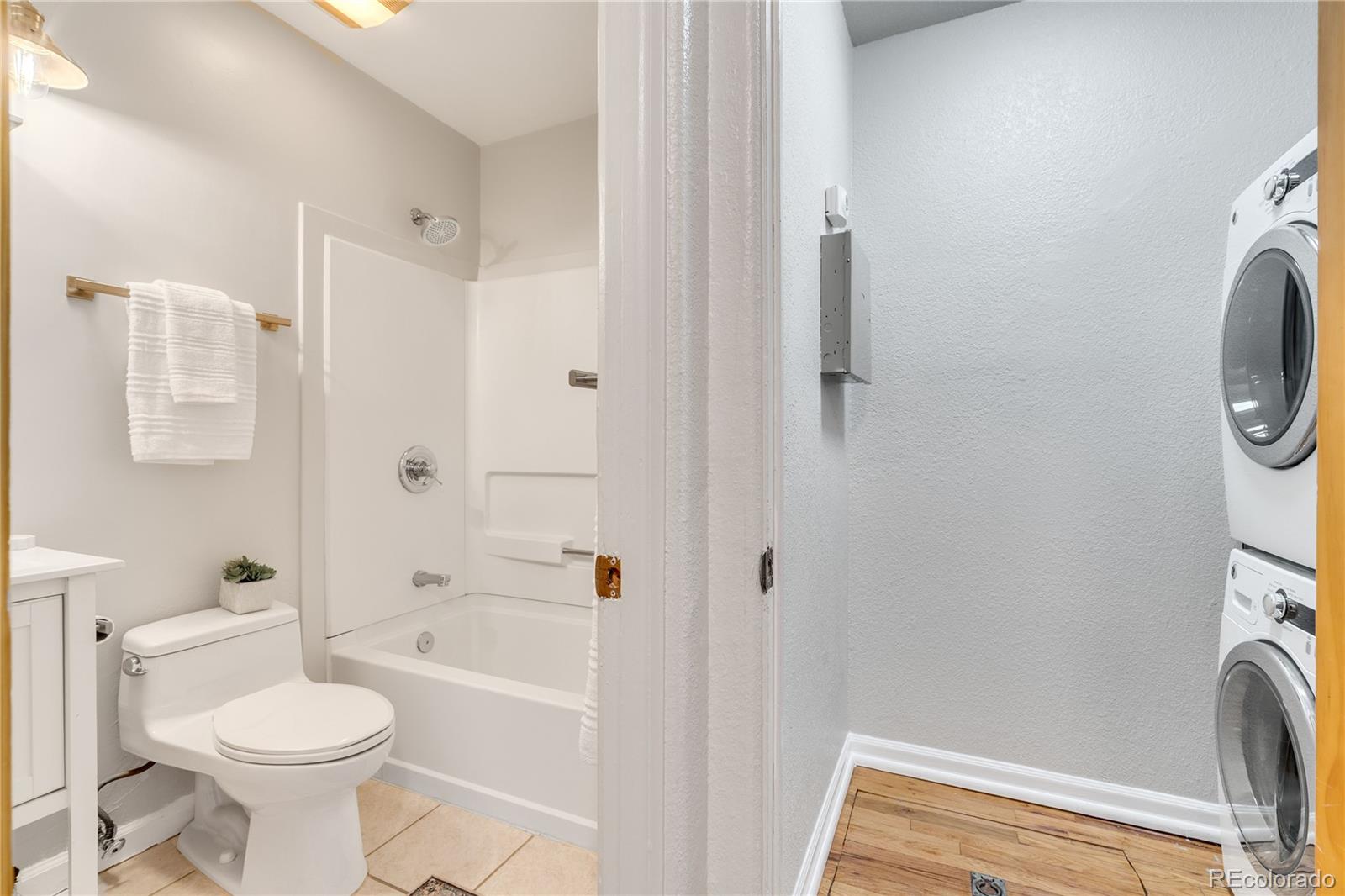 2438 W 35th Avenue Denver CO 80211
