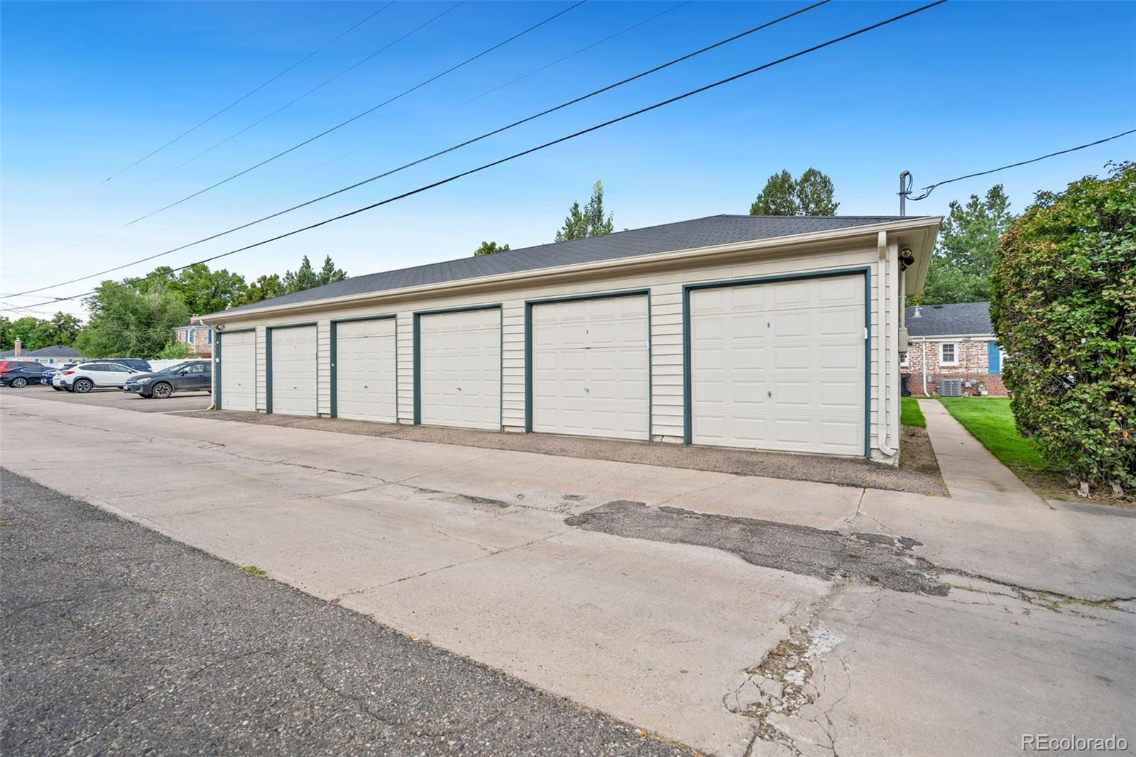 1276 Krameria Street Denver CO 80220