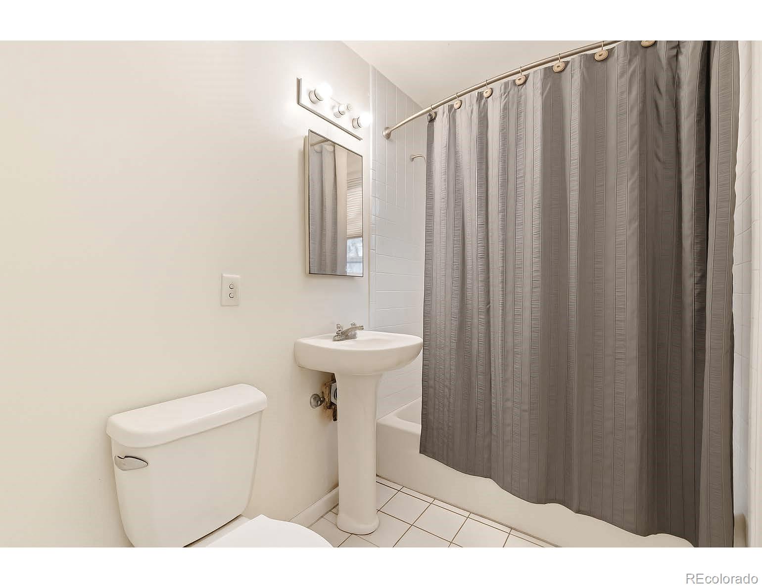 1276 Krameria Street Denver CO 80220