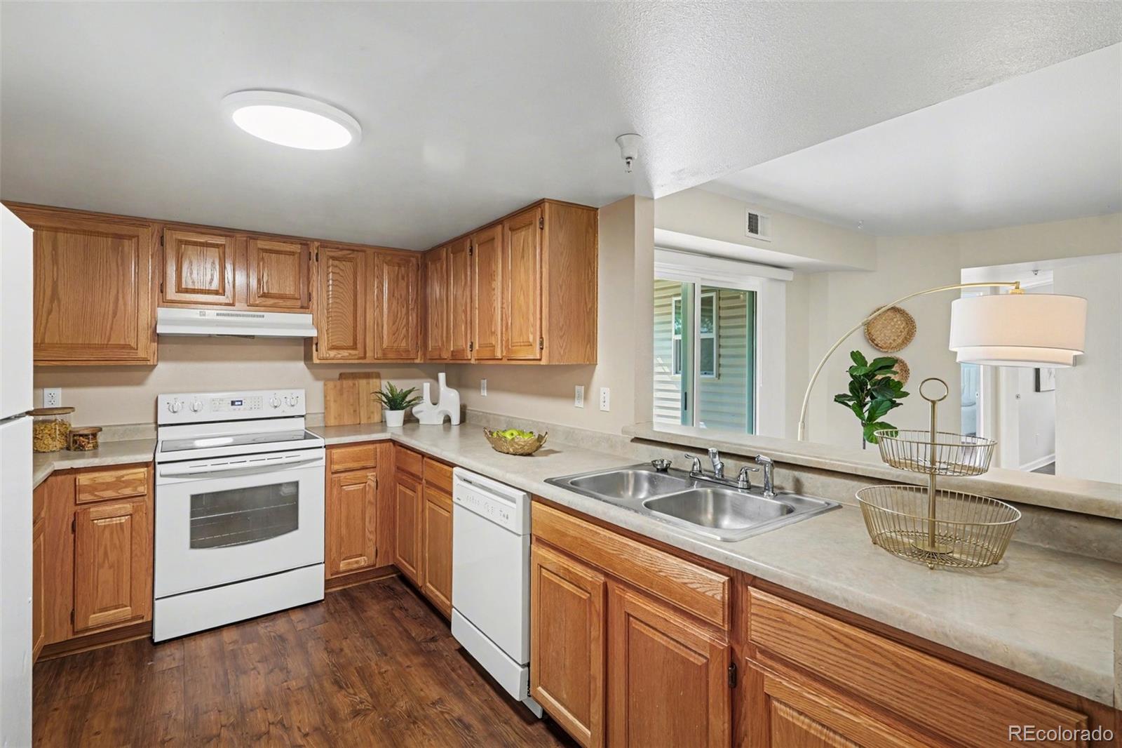 12304 W Cross Drive Littleton CO 80127