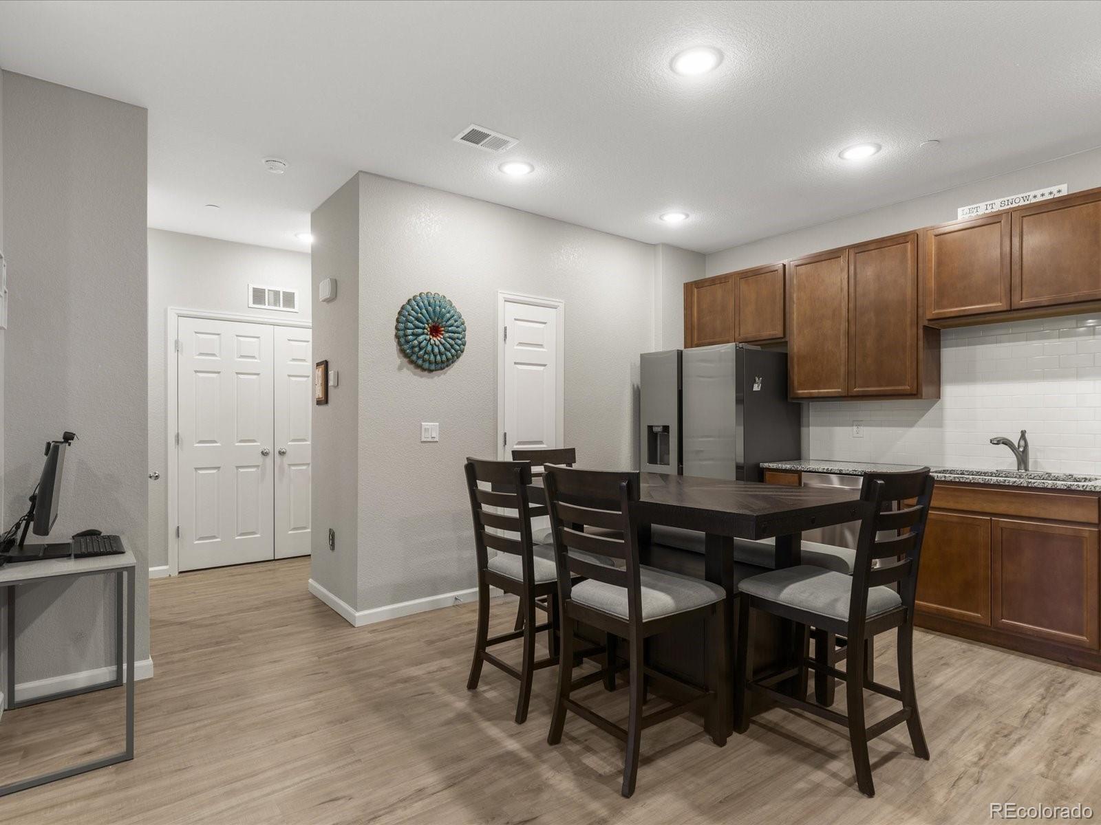 9981 W Victoria Place Littleton CO 80127
