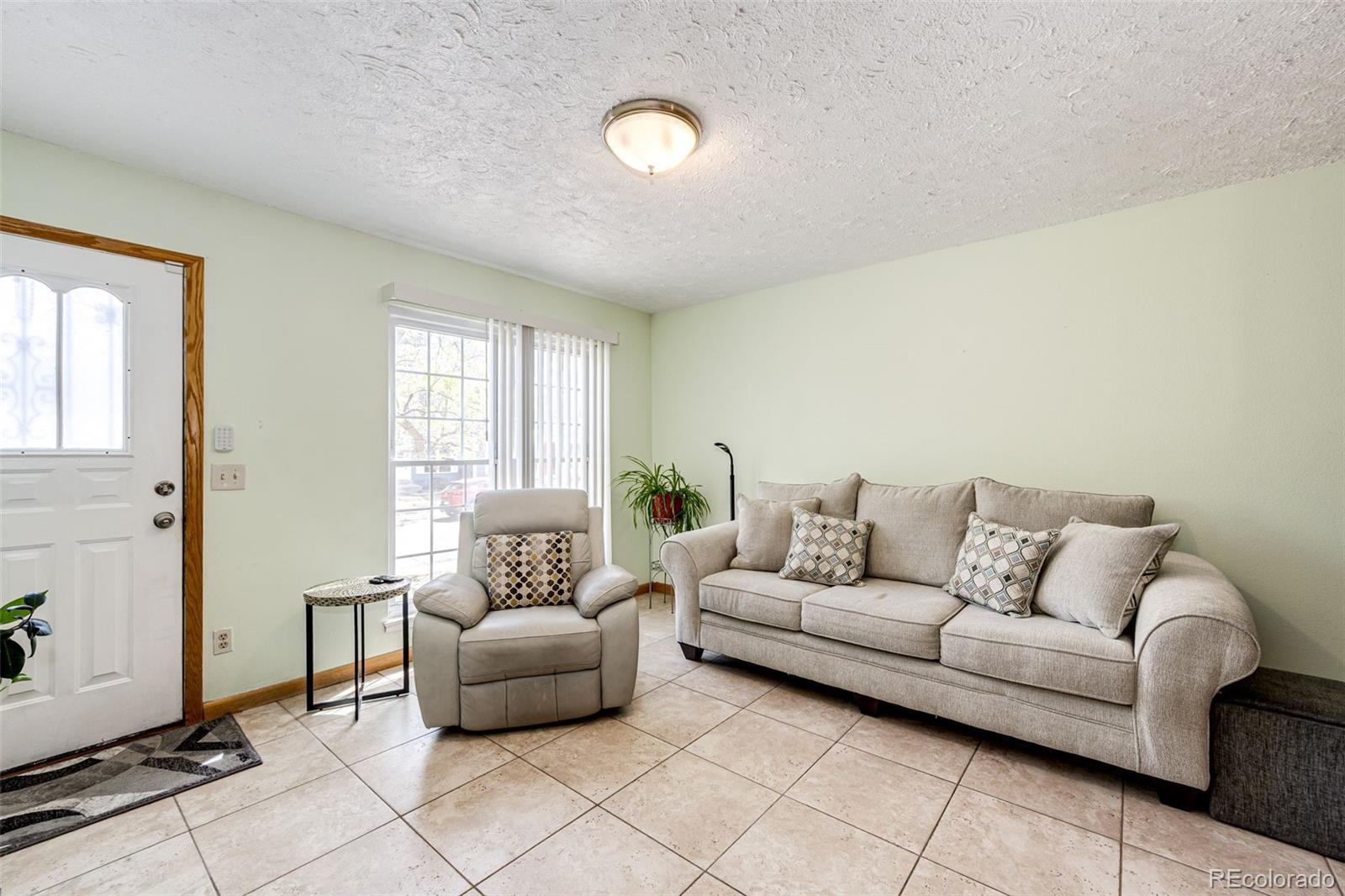 2285 S Jasper Way Aurora CO 80013