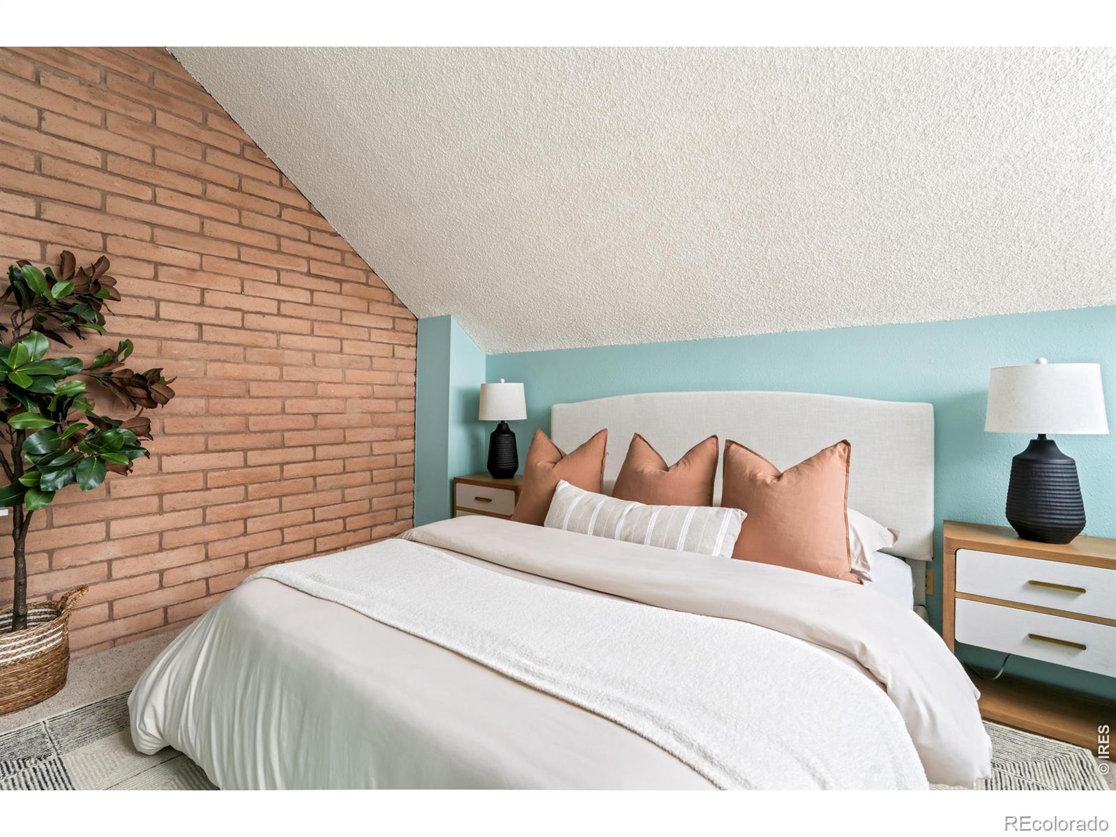 256 Spruce Street Boulder CO 80302