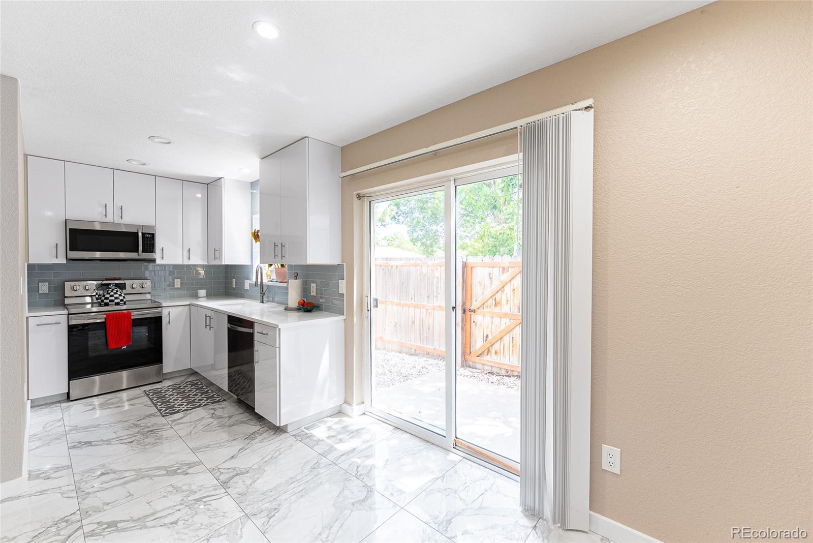 1459 S Pierce Street Lakewood CO 80232