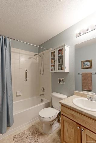 6088 W Utah Lane Lakewood CO 80232