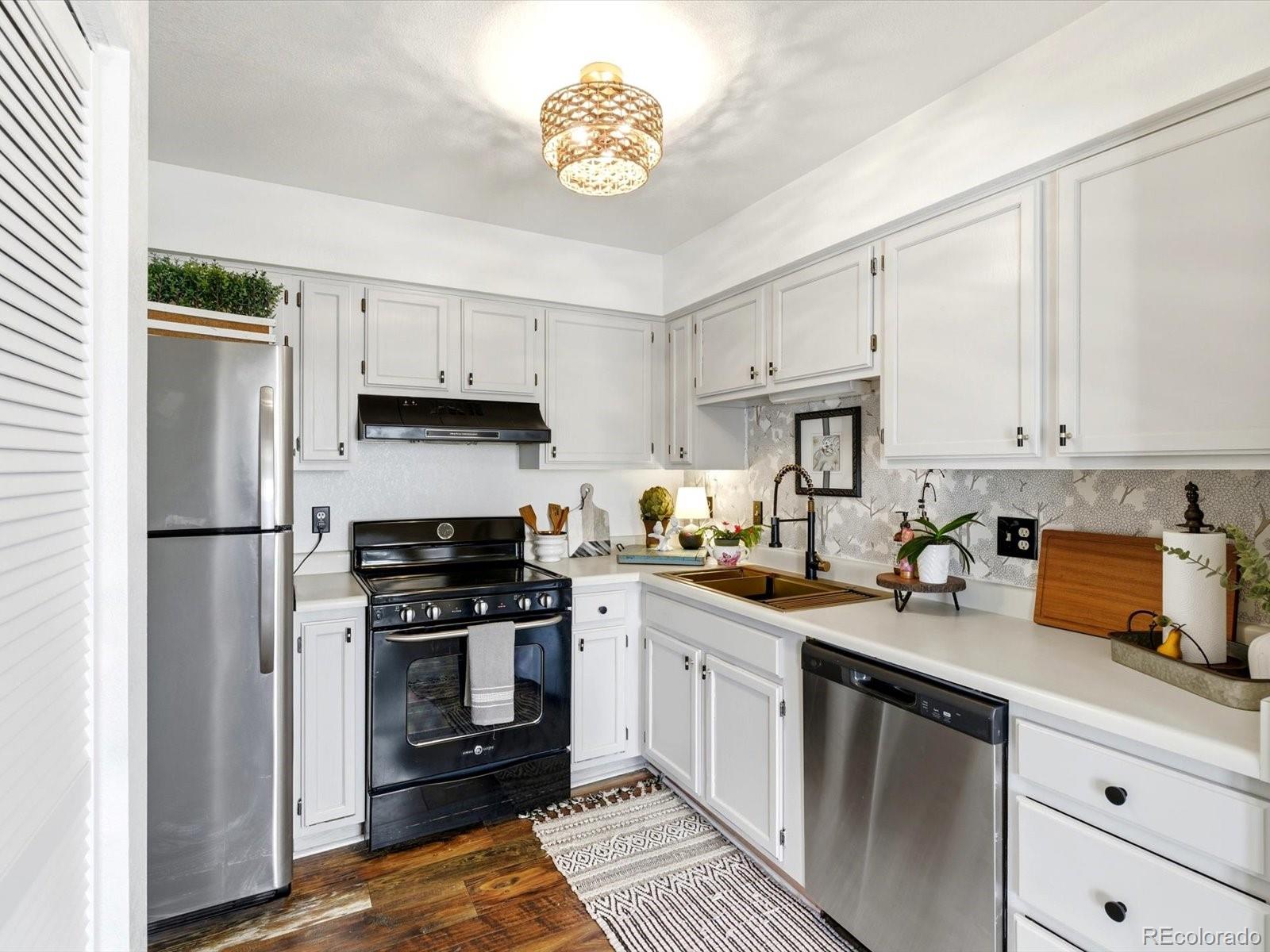 1383 W 88th Avenue Thornton CO 80260