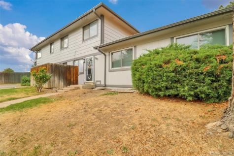 1329 S Chambers Circle Aurora CO 80012