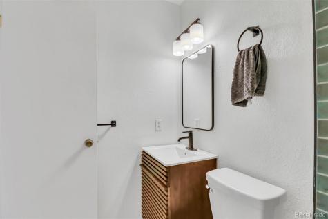 1329 S Chambers Circle Aurora CO 80012