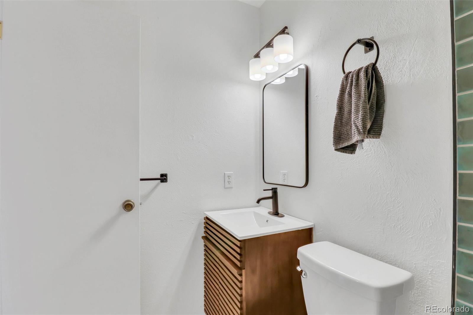 1329 S Chambers Circle Aurora CO 80012