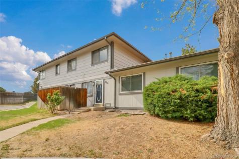 1329 S Chambers Circle Aurora CO 80012