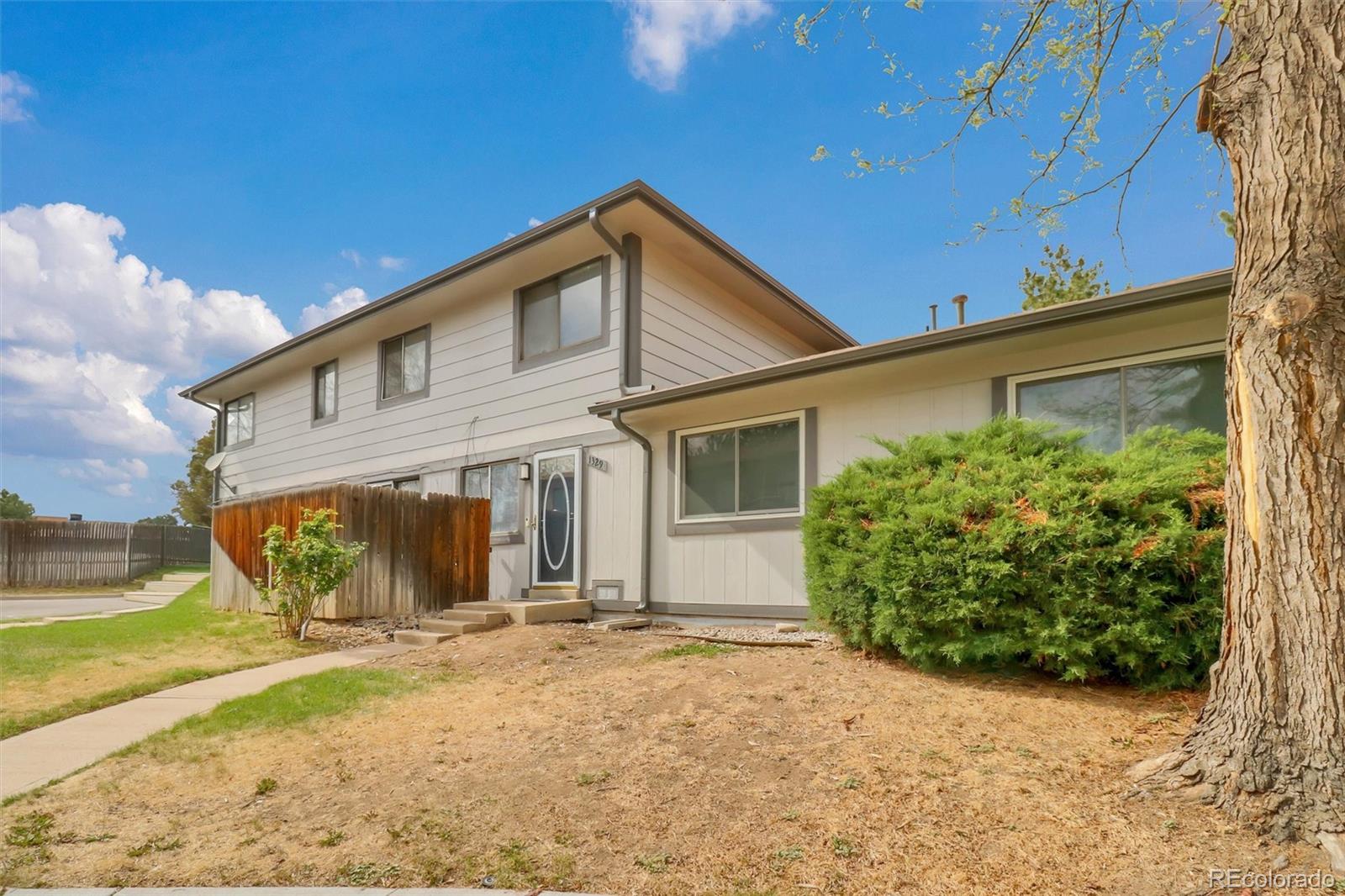 1329 S Chambers Circle Aurora CO 80012