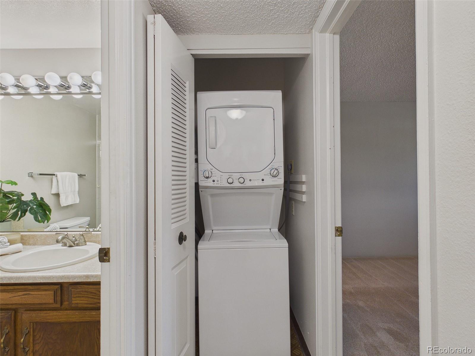 1140 S Monaco Parkway Denver CO 80224