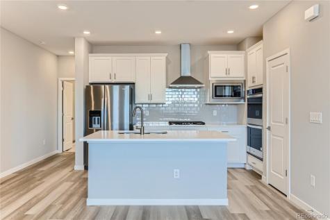 320 N Geneva Street Aurora CO 80010