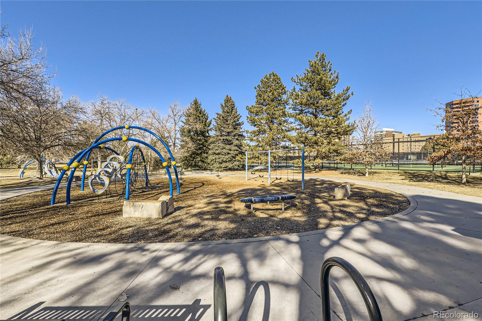 275 S Harrison Street Denver CO 80209