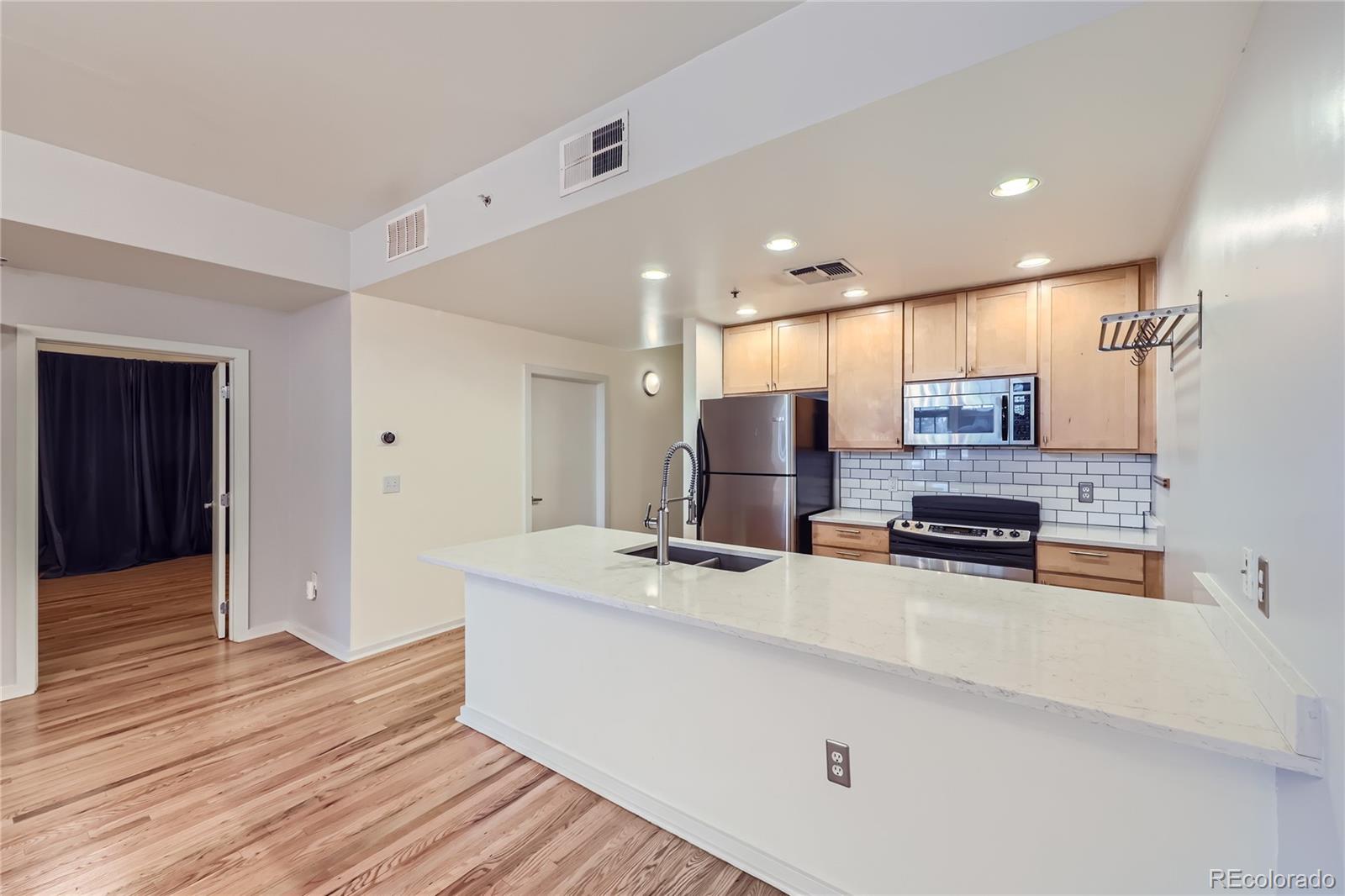 275 S Harrison Street Denver CO 80209