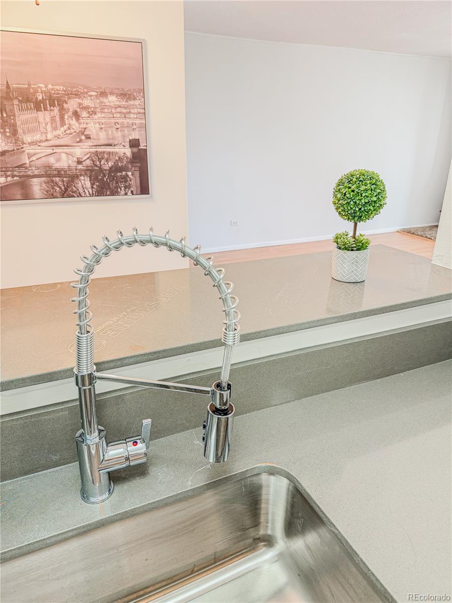 2281 S Vaughn Way Aurora CO 80014
