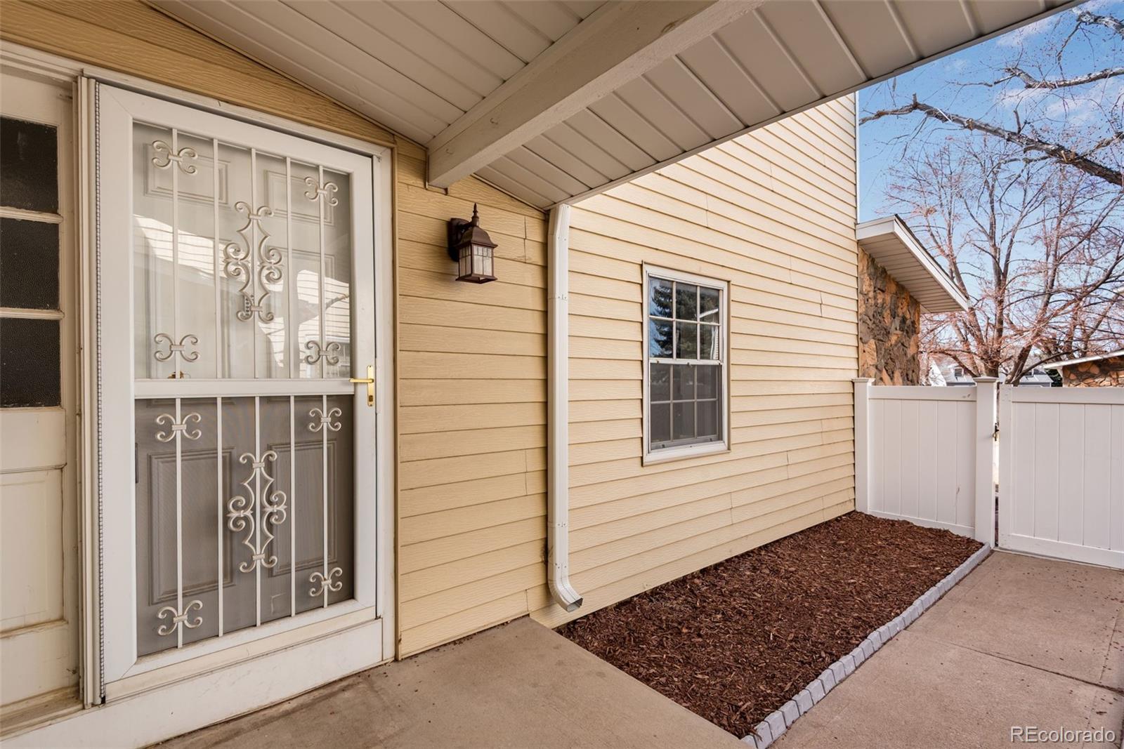 2630 S Vaughn Way Aurora CO 80014