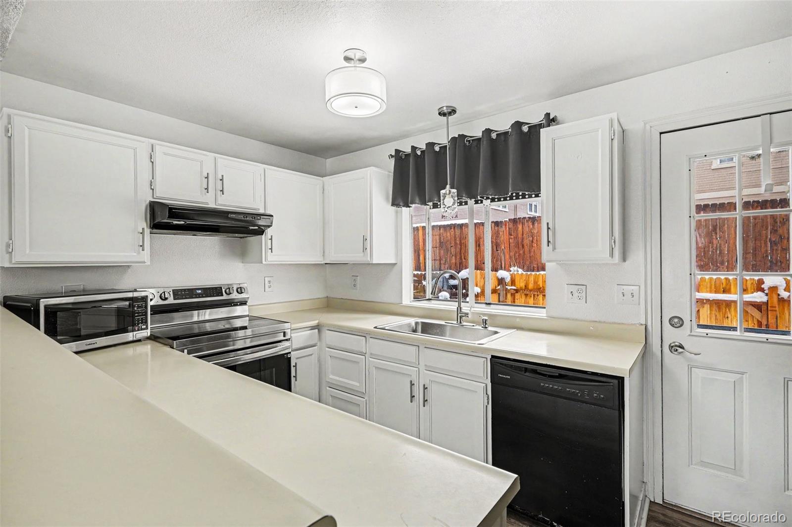 4541 S Crystal Way Aurora CO 80015