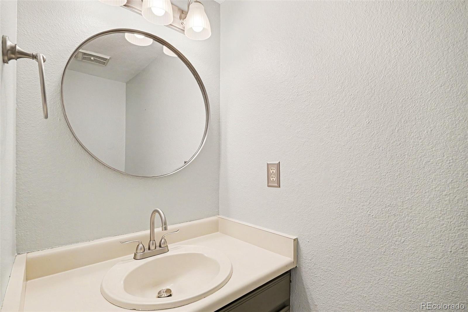 4541 S Crystal Way Aurora CO 80015