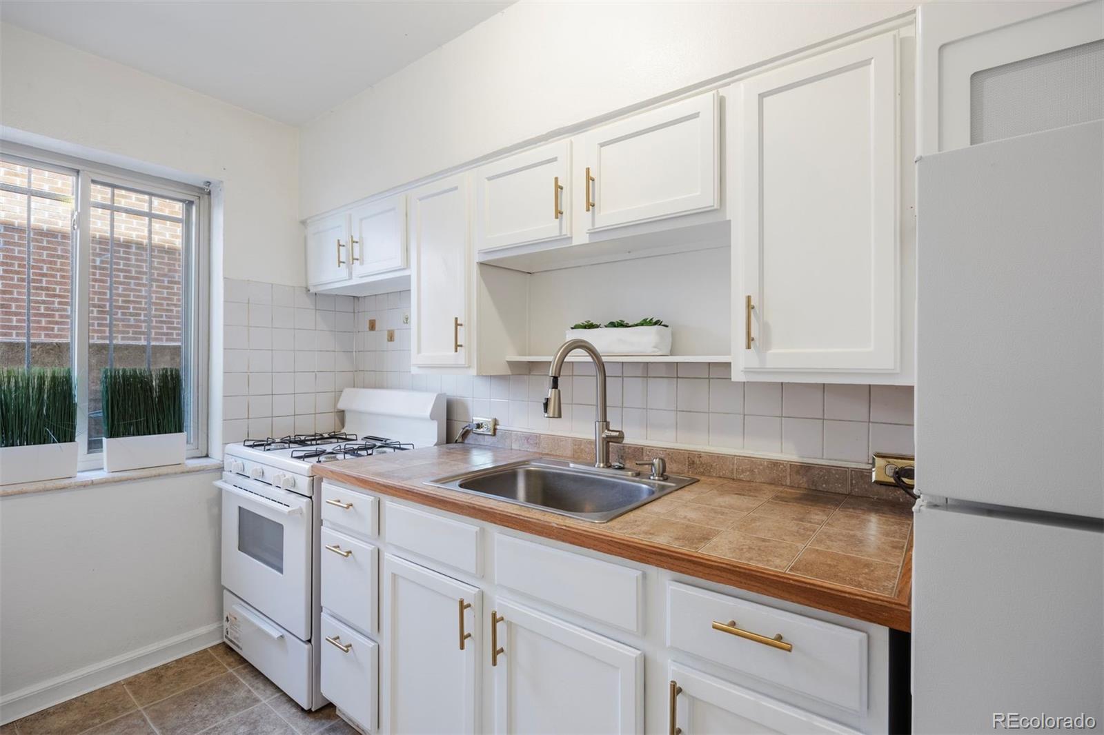 1454 Jersey Street Denver CO 80220