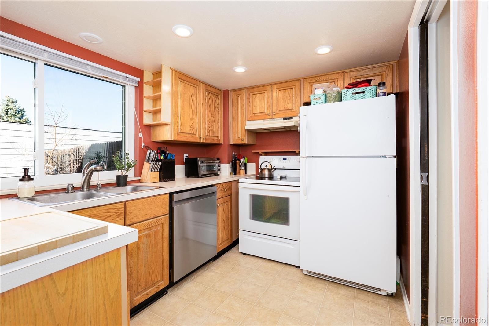 1233 S Troy Street Aurora CO 80012
