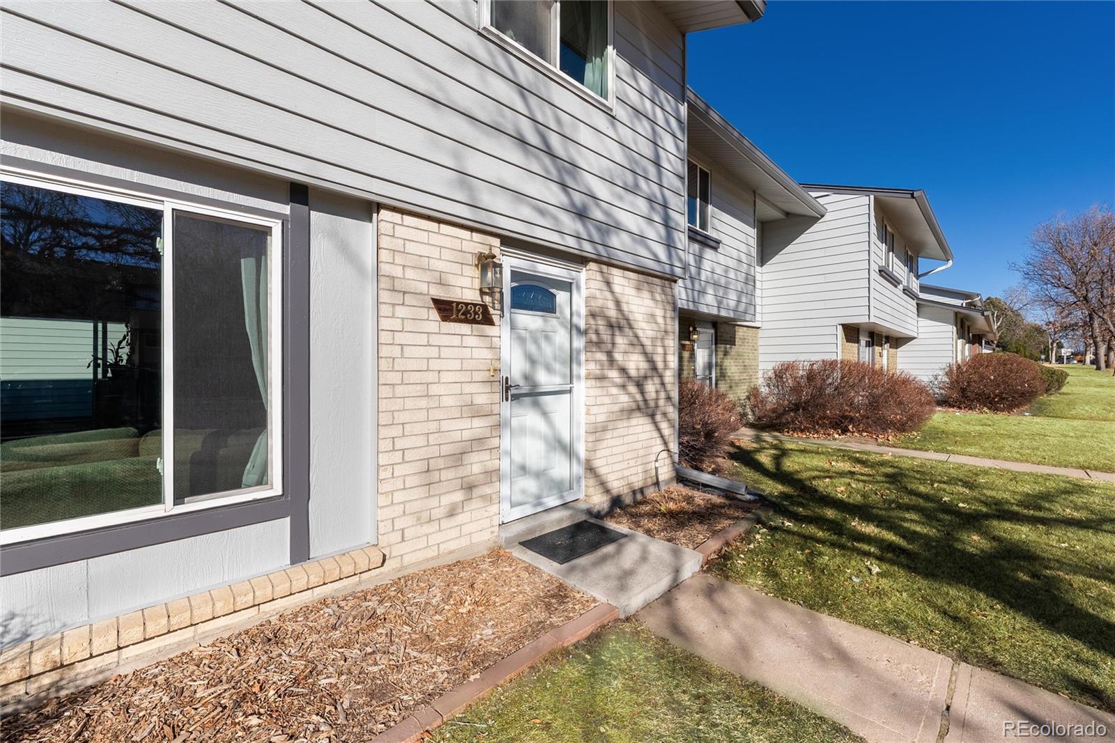 1233 S Troy Street Aurora CO 80012