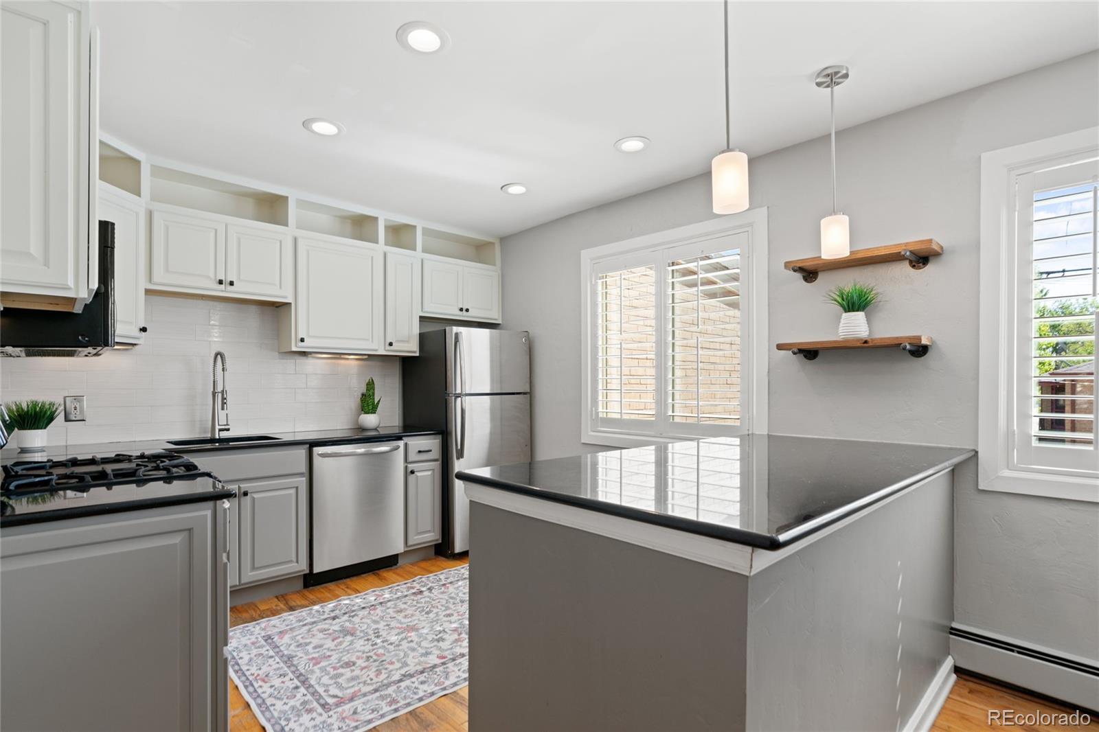 762 Dexter Street Denver CO 80220
