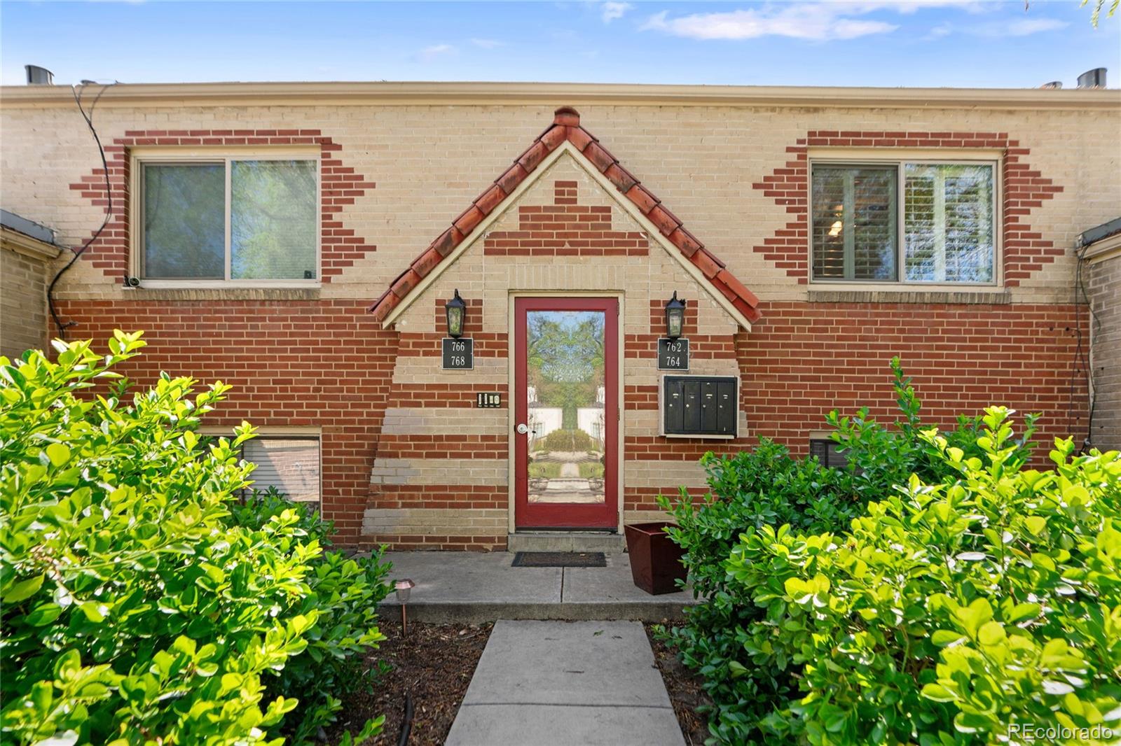 762 Dexter Street Denver CO 80220