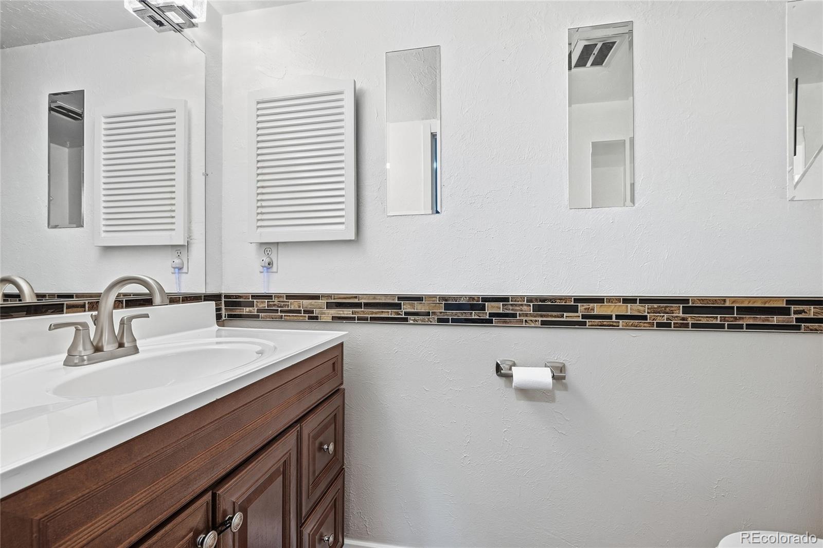 3550 S Harlan Street Denver CO 80235