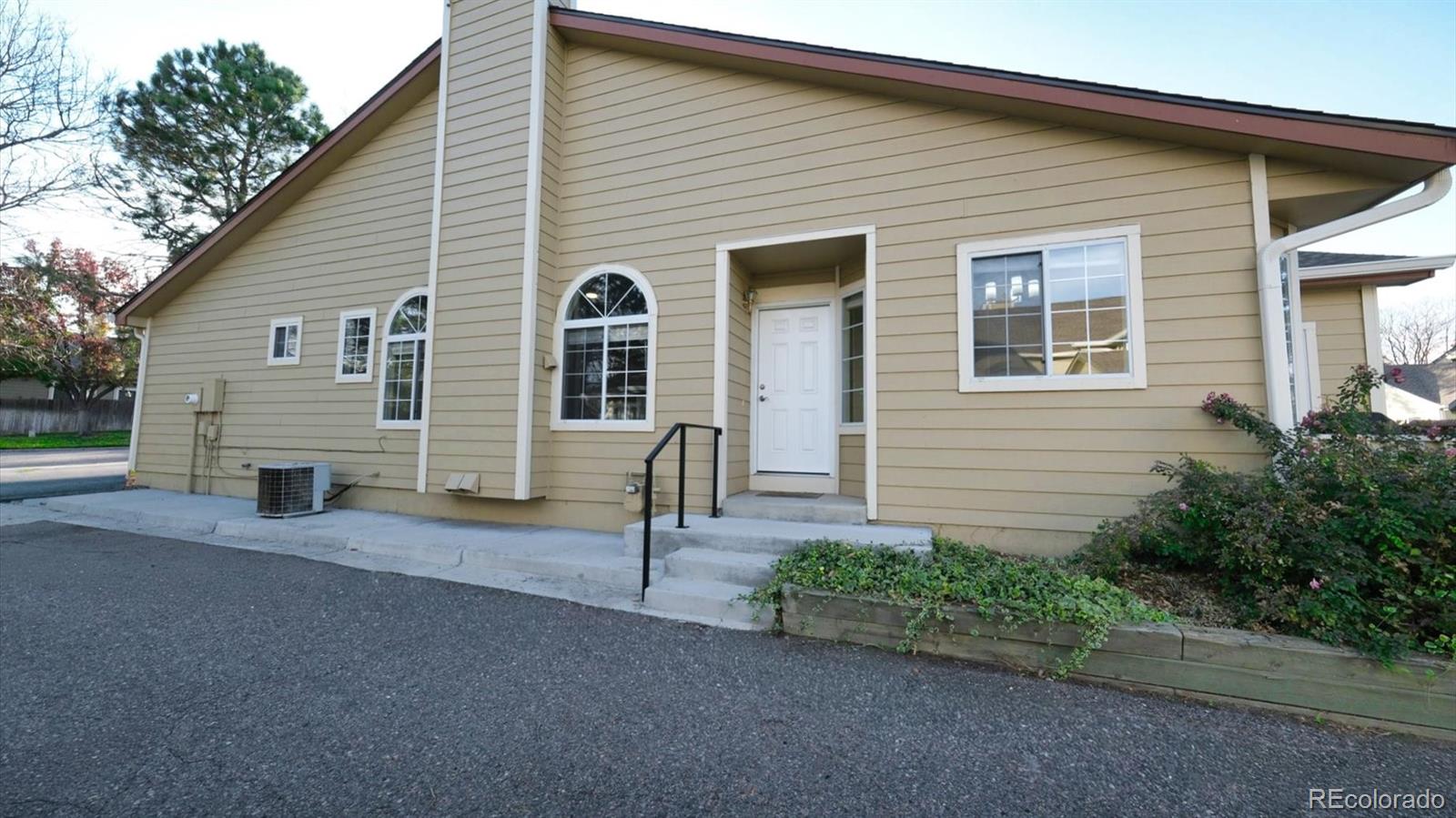 10507 W Maplewood Drive Littleton CO 80127