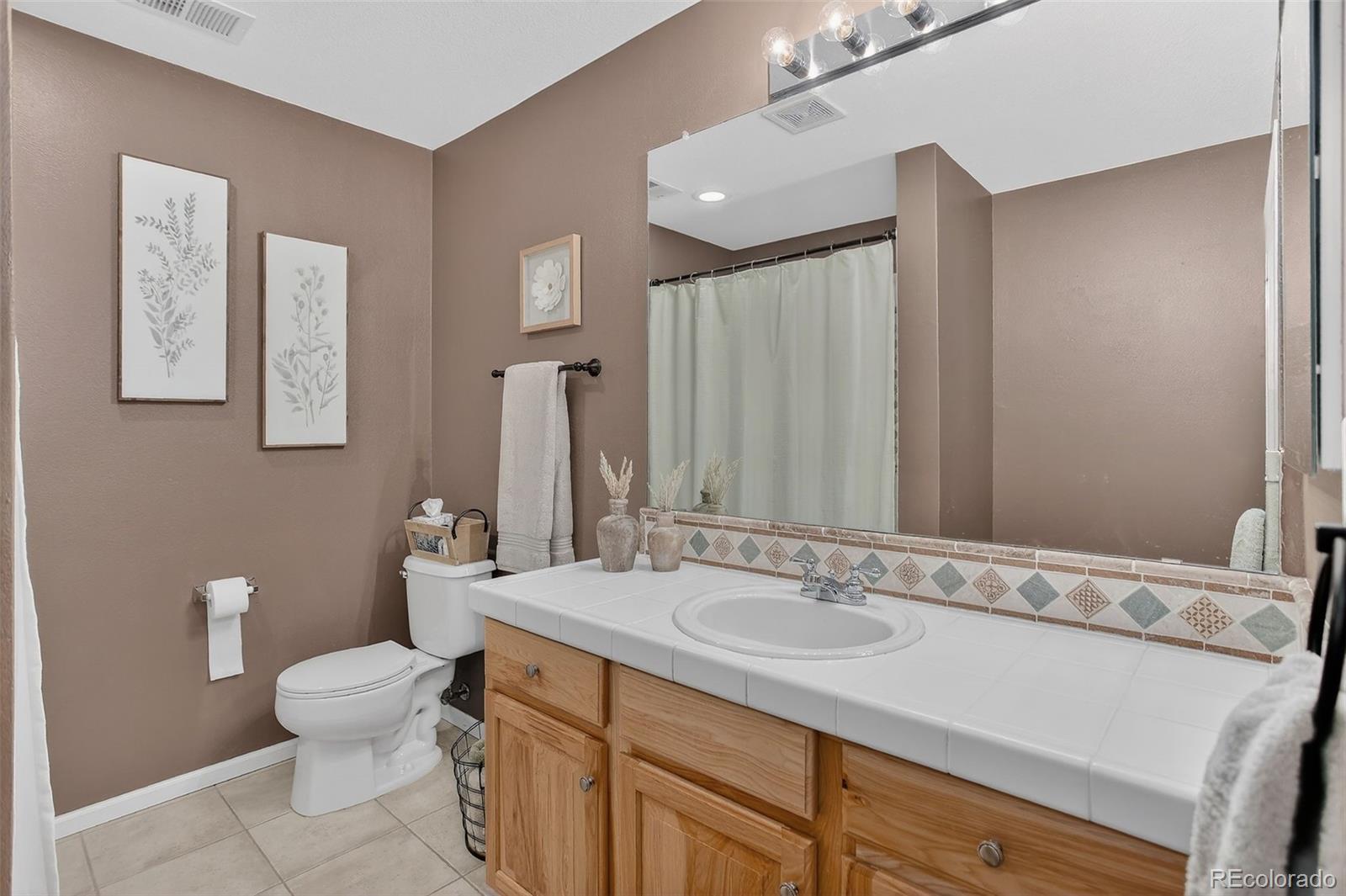 10471 Truckee Street Commerce City CO 80022