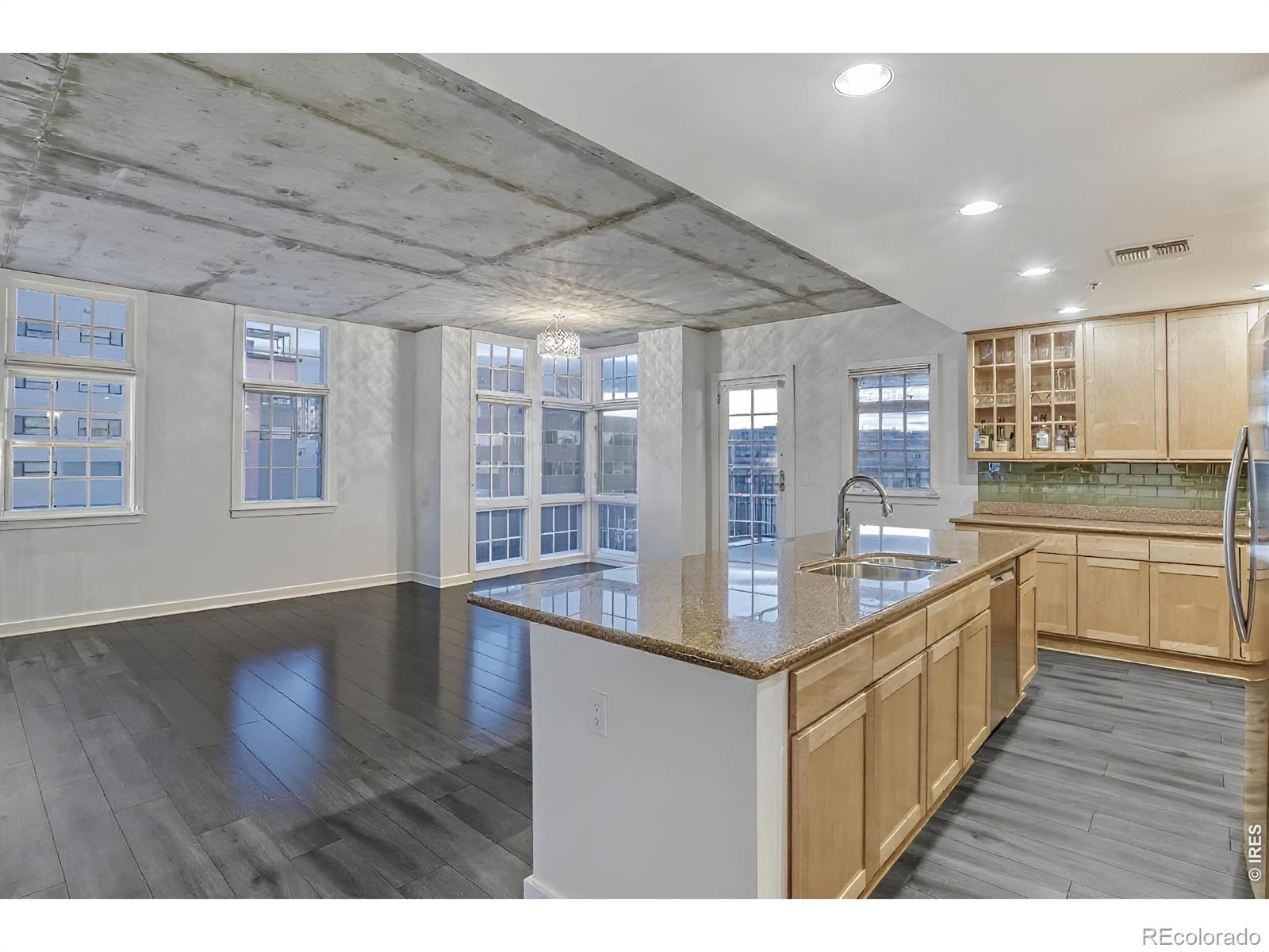 275 S Harrison Street Denver CO 80209