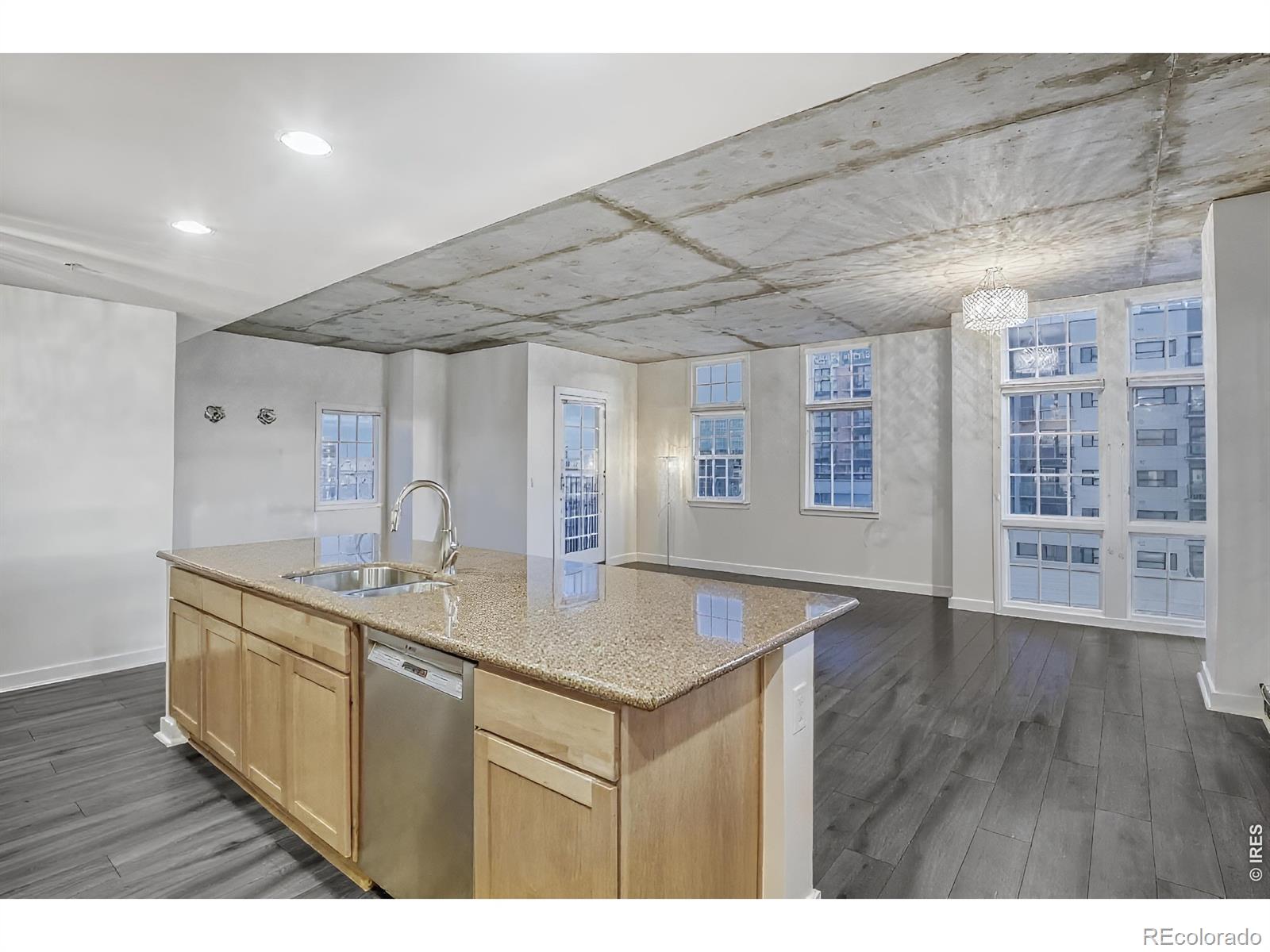 275 S Harrison Street Denver CO 80209