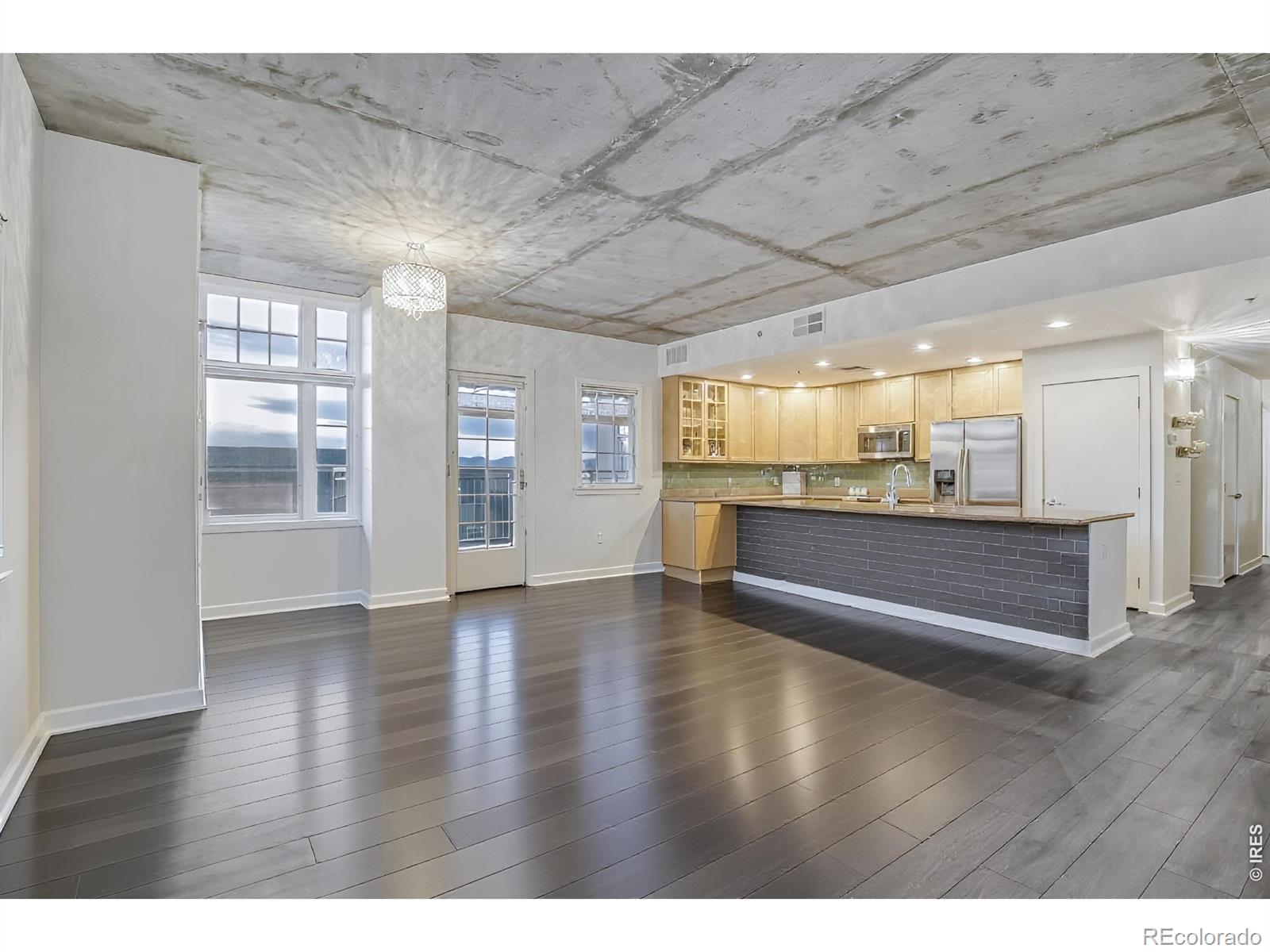 275 S Harrison Street Denver CO 80209