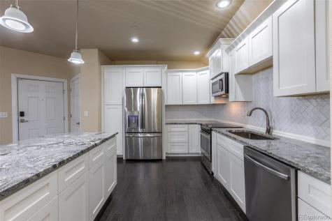 3852 S Dallas Street Aurora CO 80014