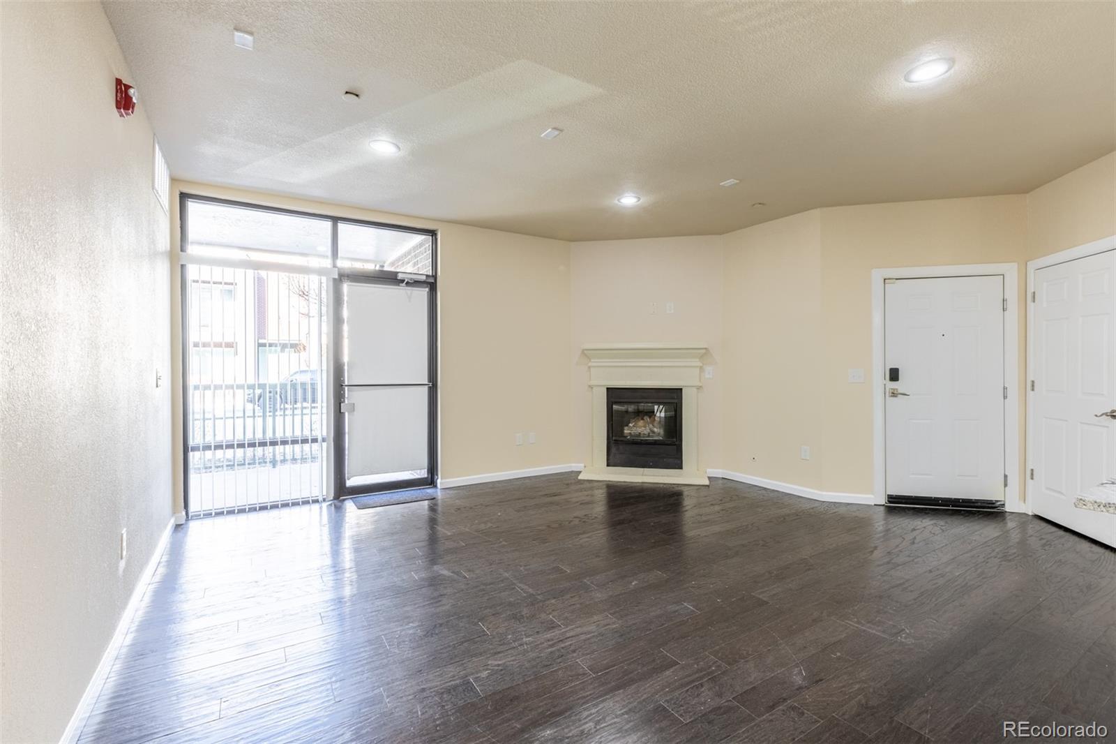 3852 S Dallas Street Aurora CO 80014