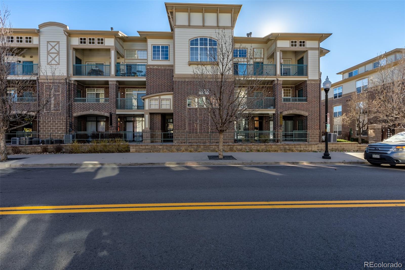 3852 S Dallas Street Aurora CO 80014