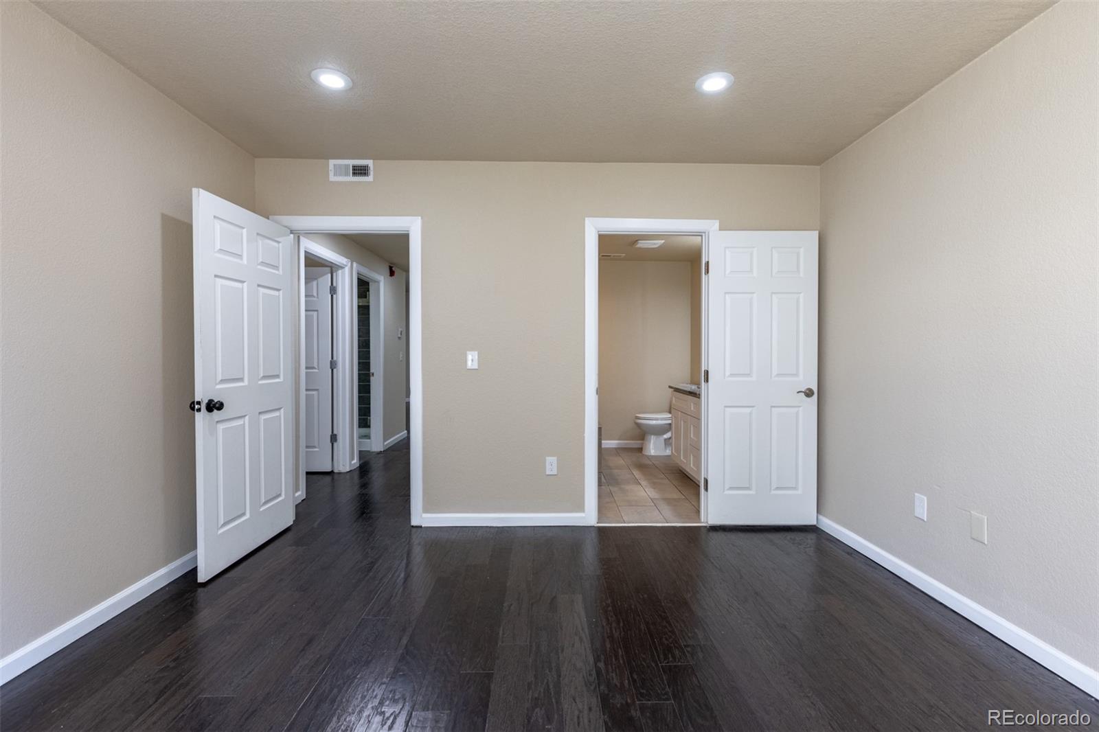 3852 S Dallas Street Aurora CO 80014