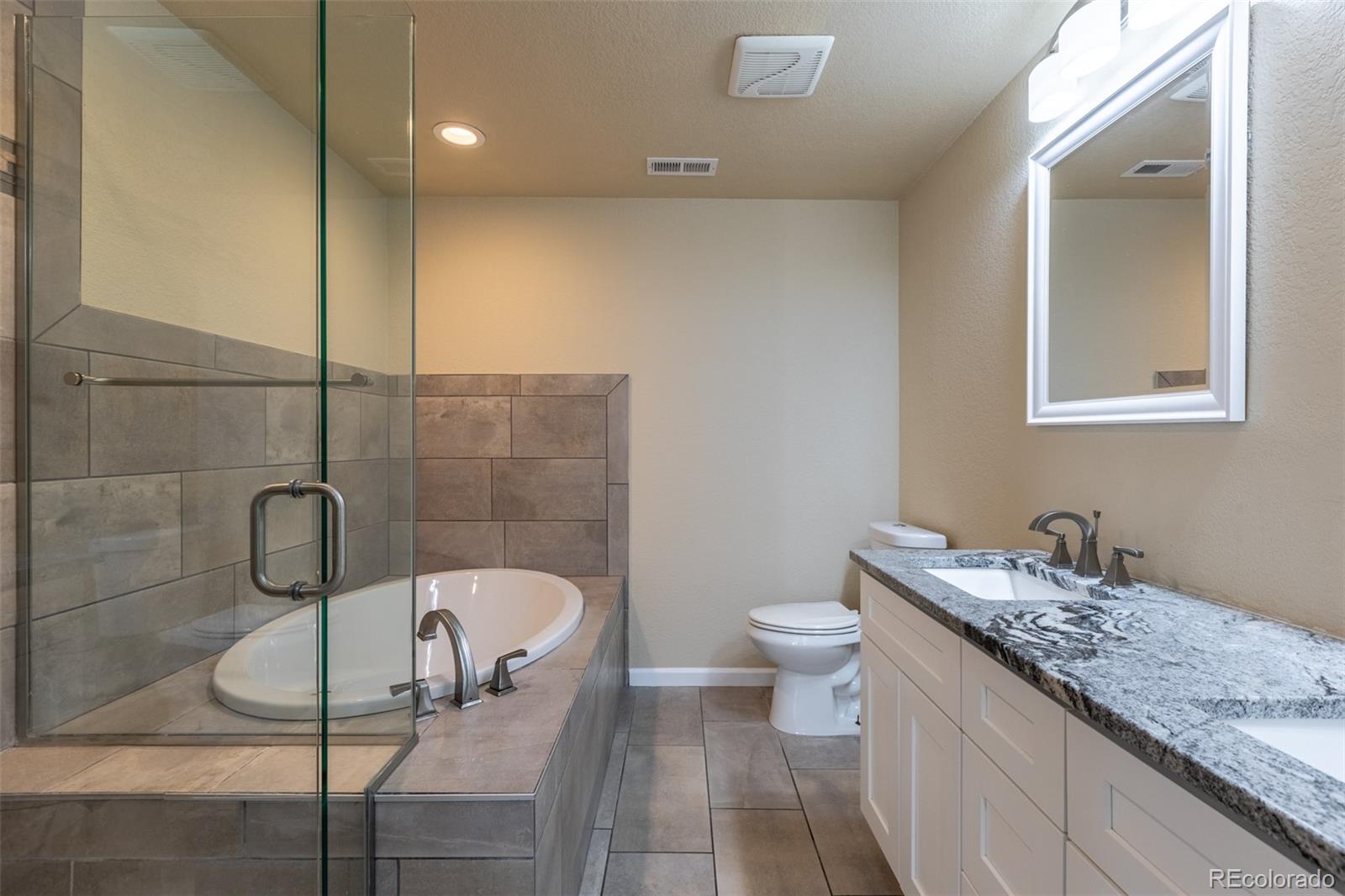 3852 S Dallas Street Aurora CO 80014