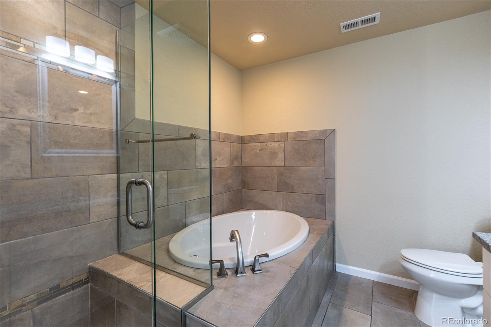 3852 S Dallas Street Aurora CO 80014